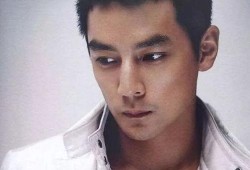 最新爆料男星是谁啊,神秘男星身份揭晓，真相令人震惊！
